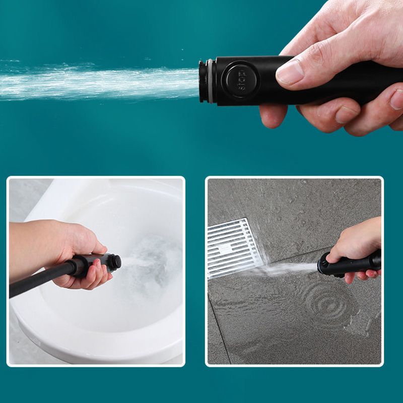 BowLift | Plastic Showerhead Modern Bathroom Showerhead with Adjustable Spray Pattern