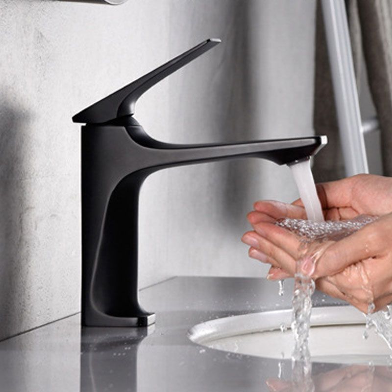 BowLift | Glam Centerset Faucet Pure Color Sink Faucet for the Bathroom