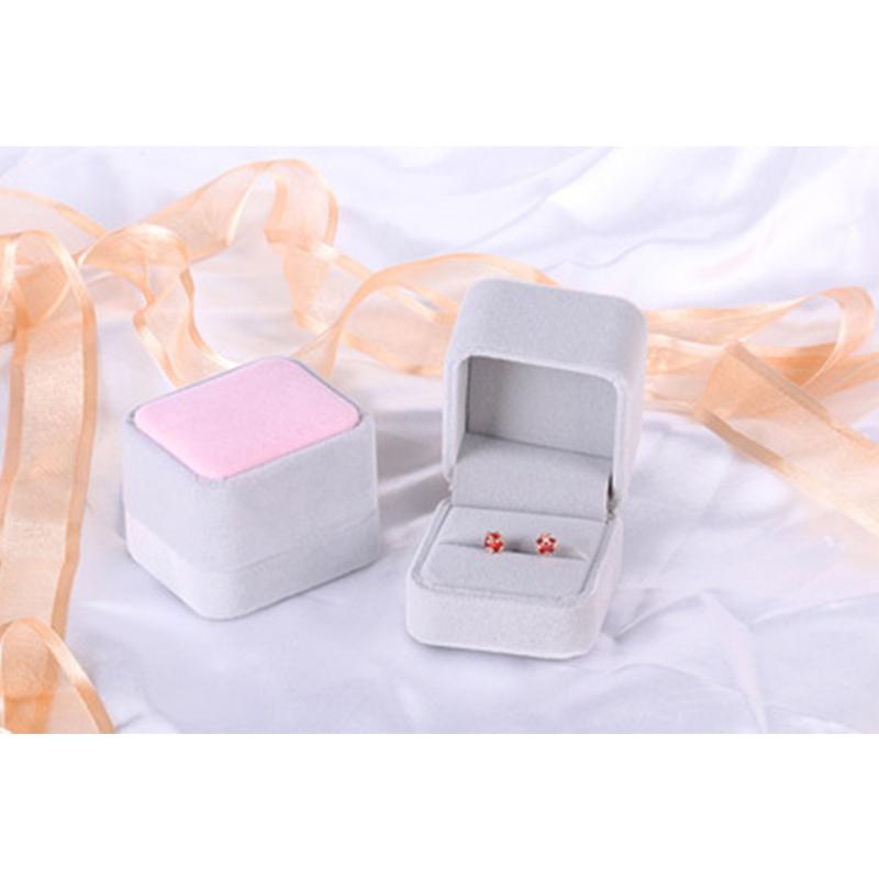 BowLift | Simple Pearl Rings