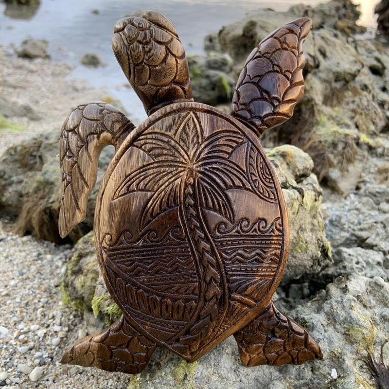 BowLift | Hawaiian Turtle Resin Ornament