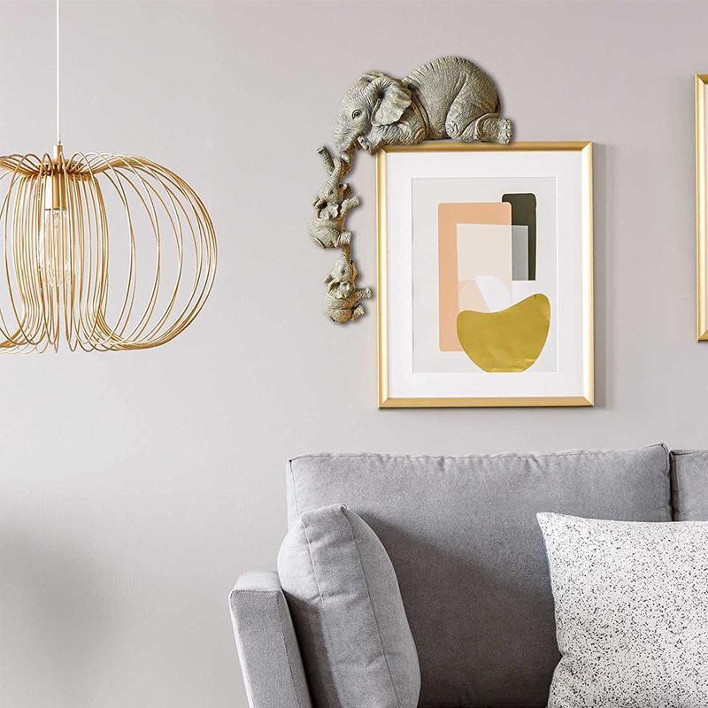 BowLift | Elephant sitter hand-painted figures