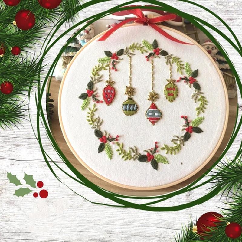 BowLift | Christmas Embroidery Kit