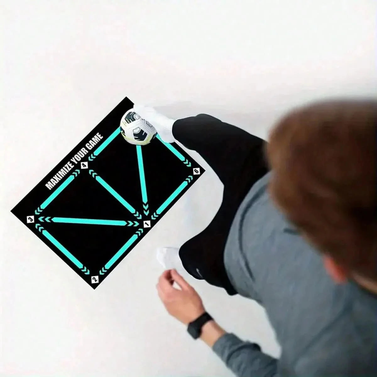 BowLift | slip football training mat - perfect for effective training at home