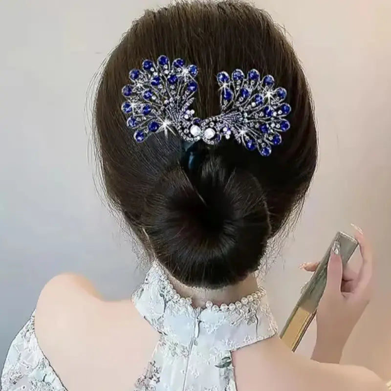 BowLift | | Vintage Peacock Hair Clip – Elegant & Timeless Accessory