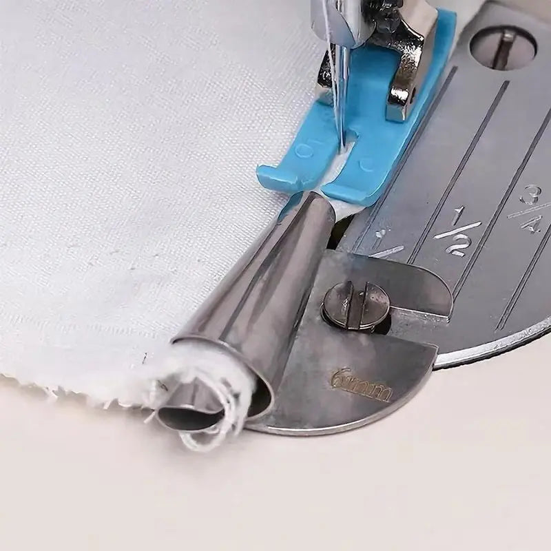 BowLift | Sewing foot for rolled hems