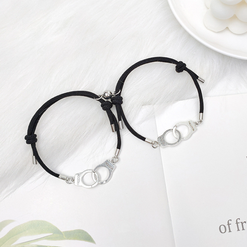 BowLift | Handcuff Bracelet