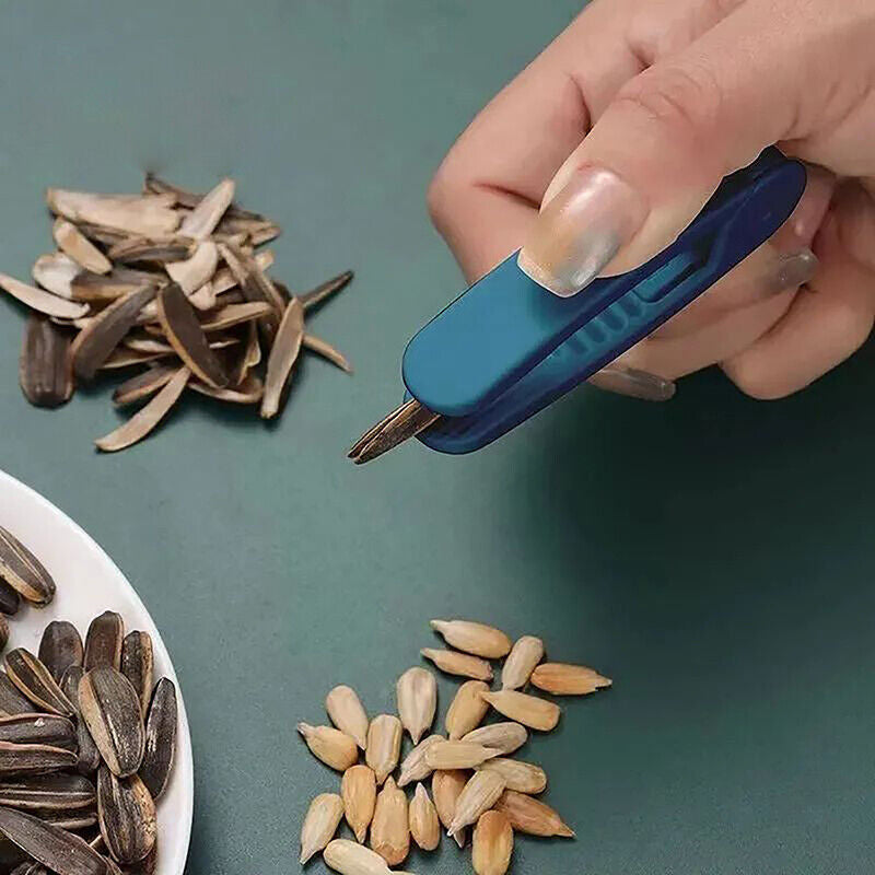 BowLift | Peanut Seed Peel Plastic Peanut Clip