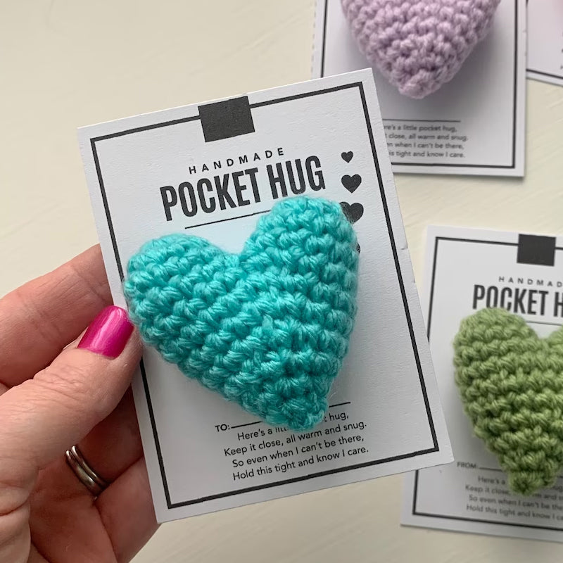BowLift | Pocket Hug Crocheted Heart Small Gift