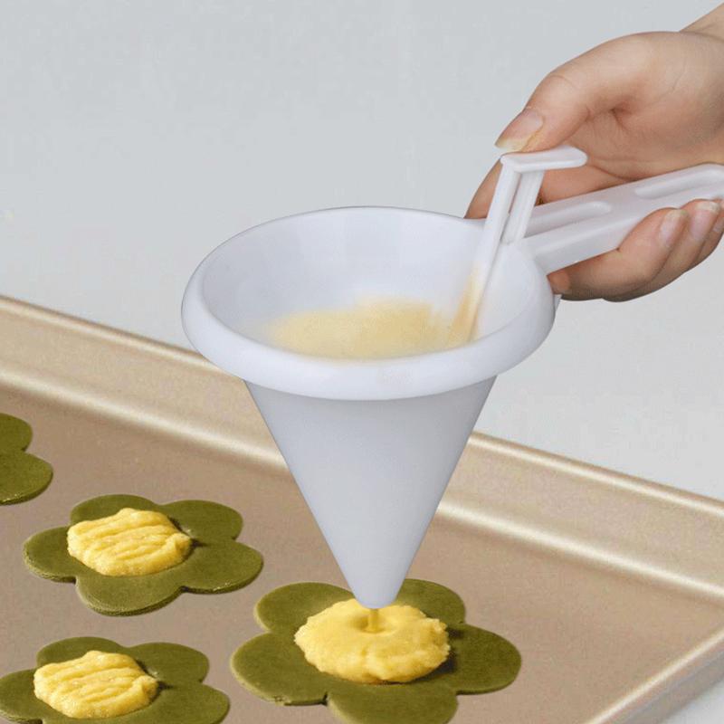 BowLift | Handheld Portion Cup Cake Dispenser