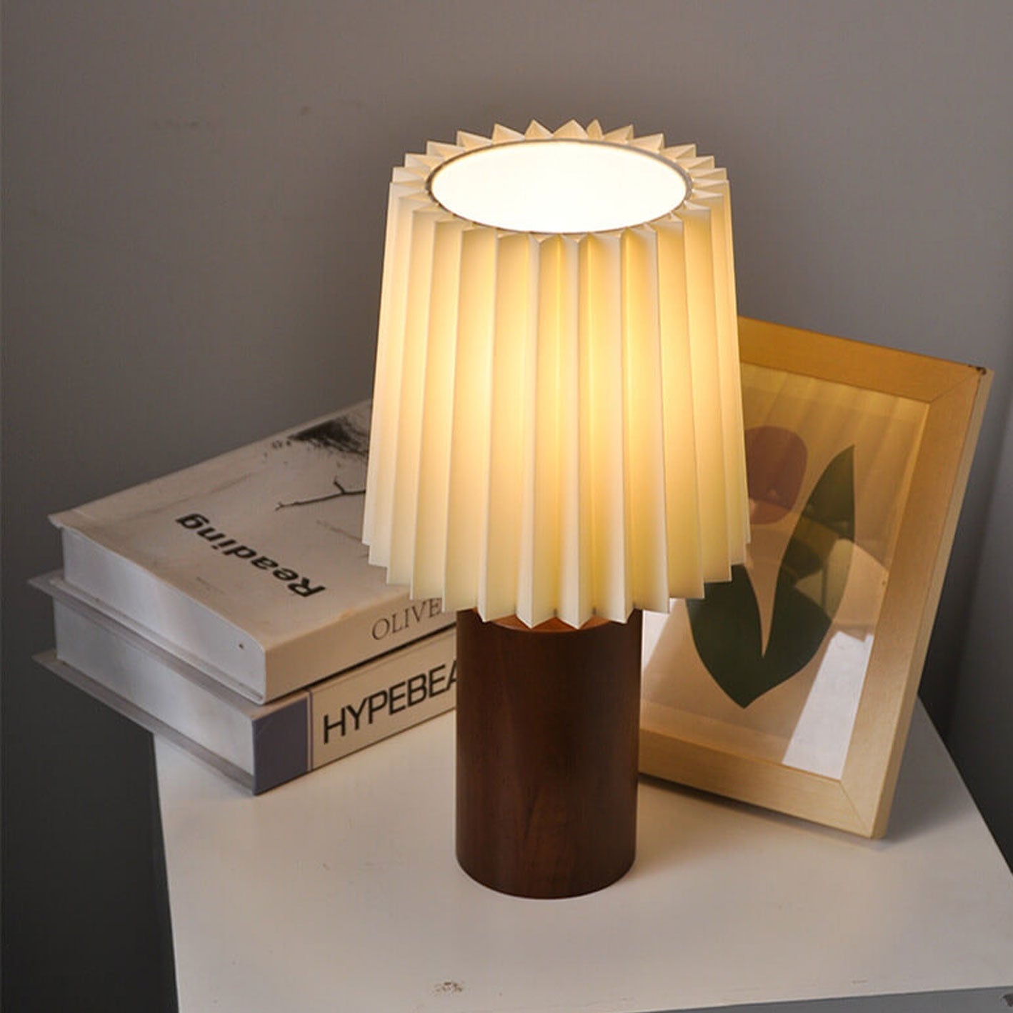 BowLift | Vintage Korean Pleated Column Solid Wood Base 1-Light Table Lamp
