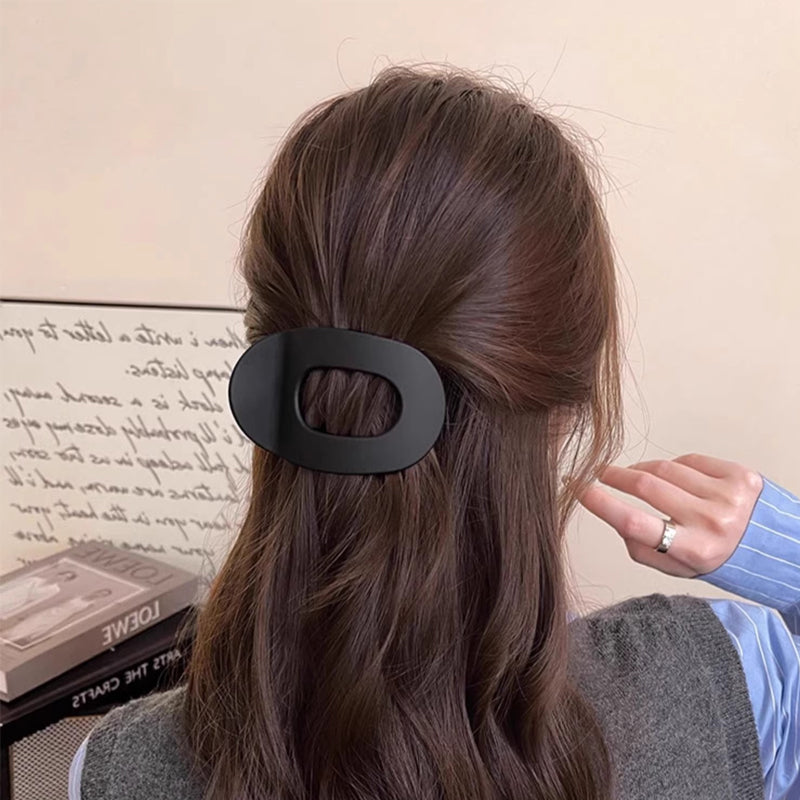 BowLift | Simple Elegant Duckbill Hair Clip