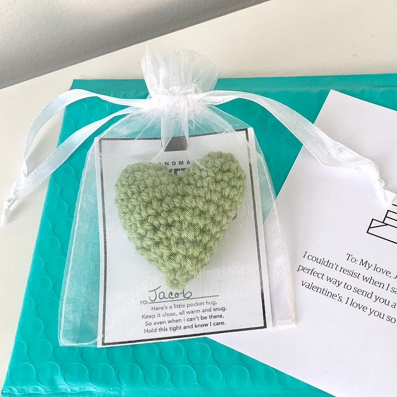 BowLift | Pocket Hug Crocheted Heart Small Gift