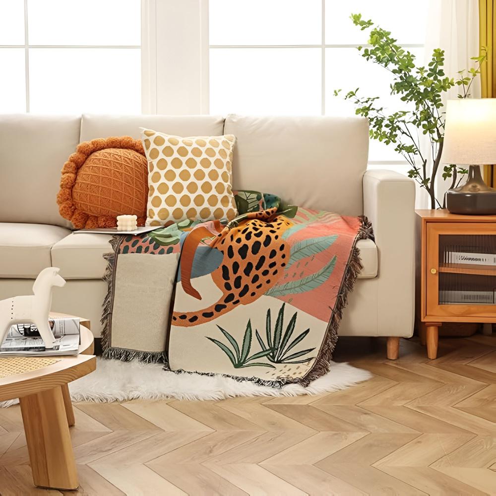 BowLift | Jungle Leopard Patterned Throw Blanket