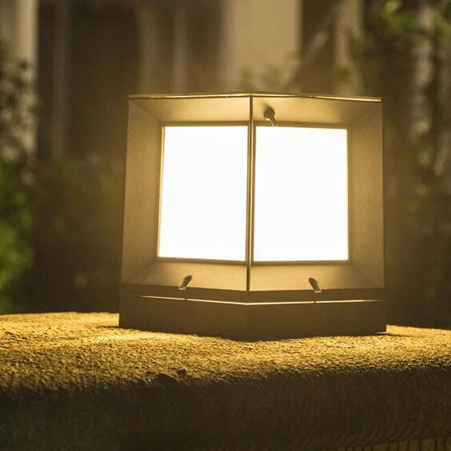 BowLift | Cube Column Lamp