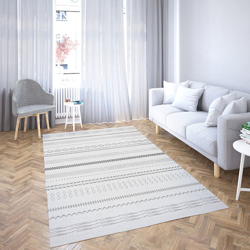 BowLift | Decorative diamond patterned rug Multicolored Indian rug Polyester Machine washable Stain resistant Non-slip rug for room