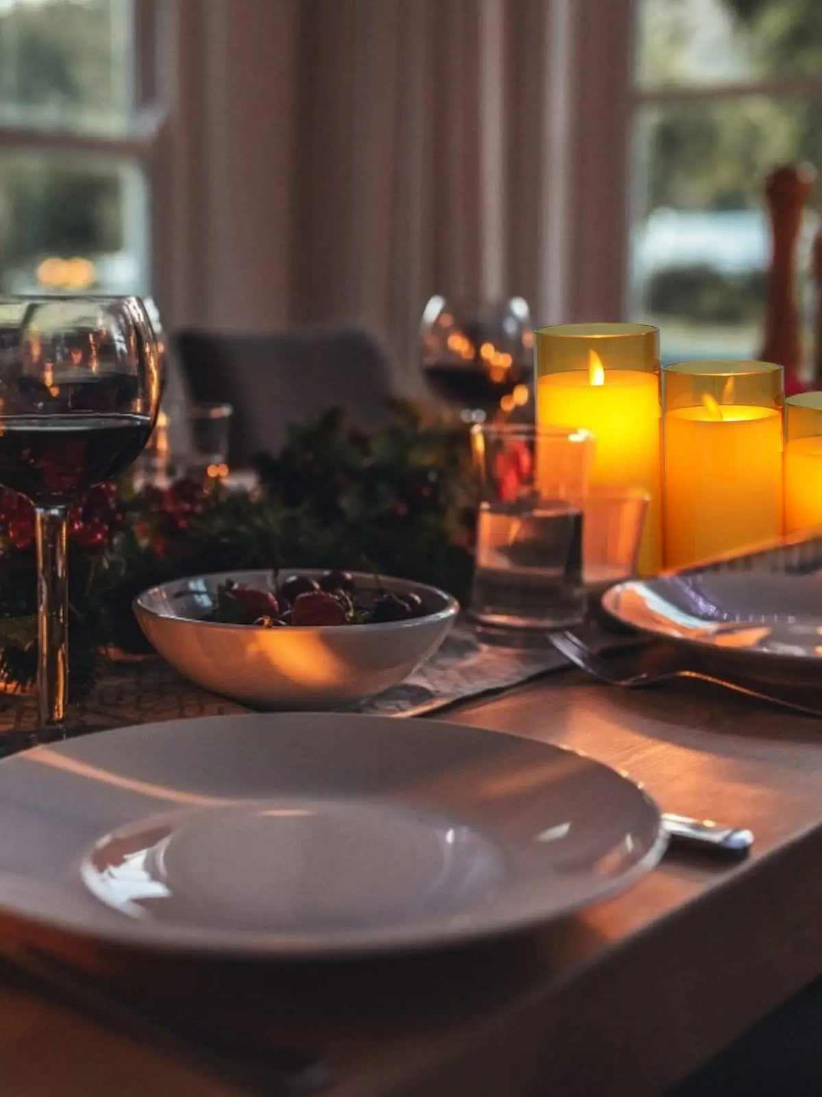 BowLift | Battery-operated LED tealights with warm white flickering effect