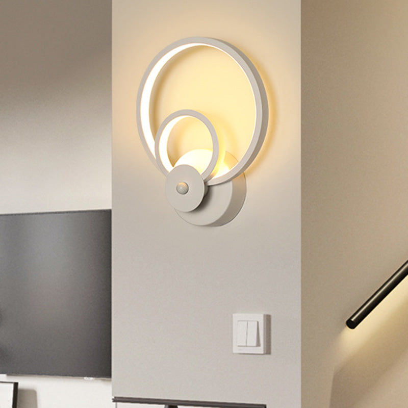 BowLift | White geometrically shaped wall lamp Simplicity LED metal wall lamp wall light for staircase