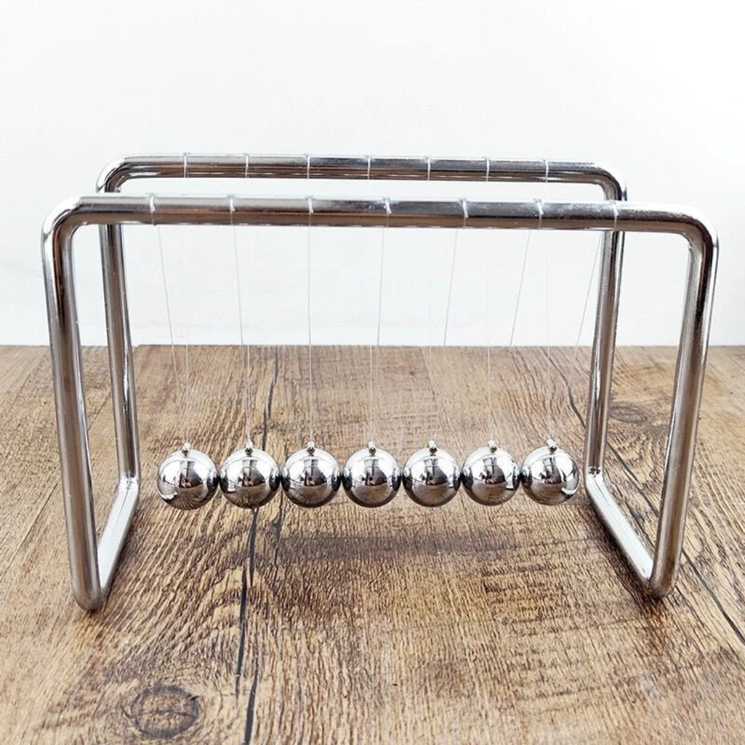 BowLift | Silver Newton Pendulum Balance Balls Desk Toy