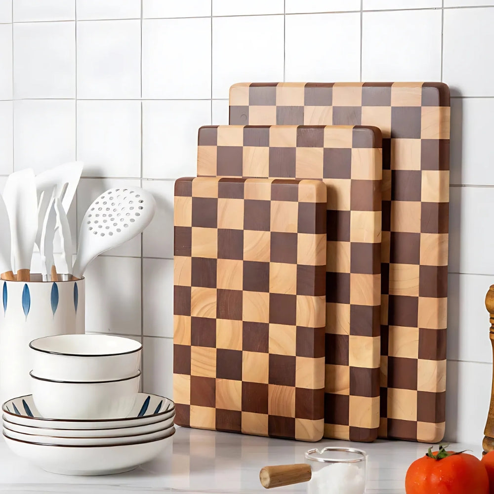 BowLift | Chess-Inspired Acacia Wood Chopping Board