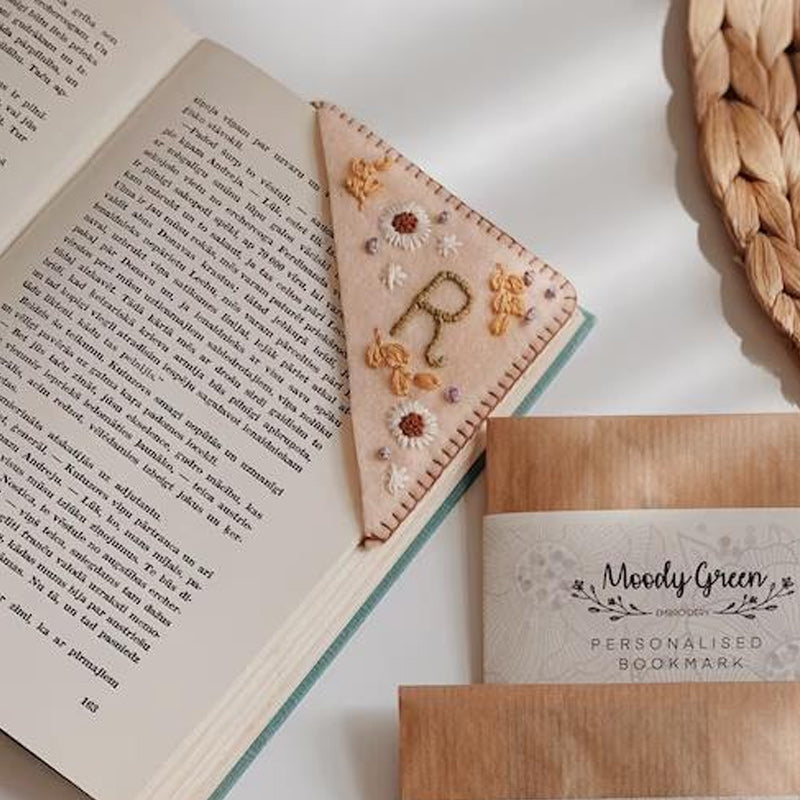BowLift | Personalized hand-stitched corner bookmark