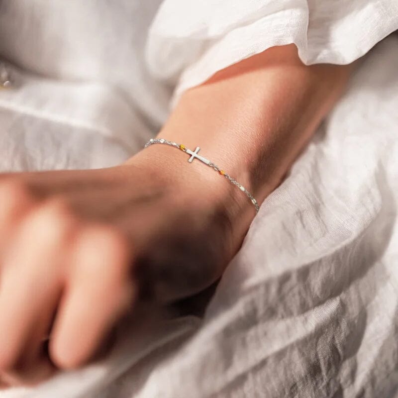 BowLift | Adjustable Cross Bracelet for Friendship & Faith – Silver or Gold – Gift Box Option