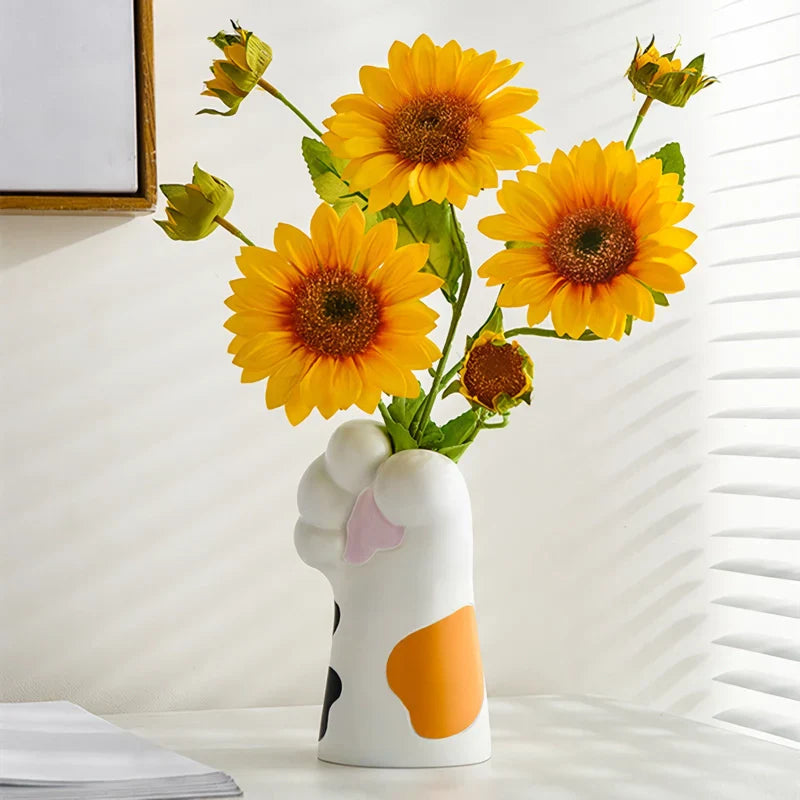 BowLift | Cat Paw Vase
