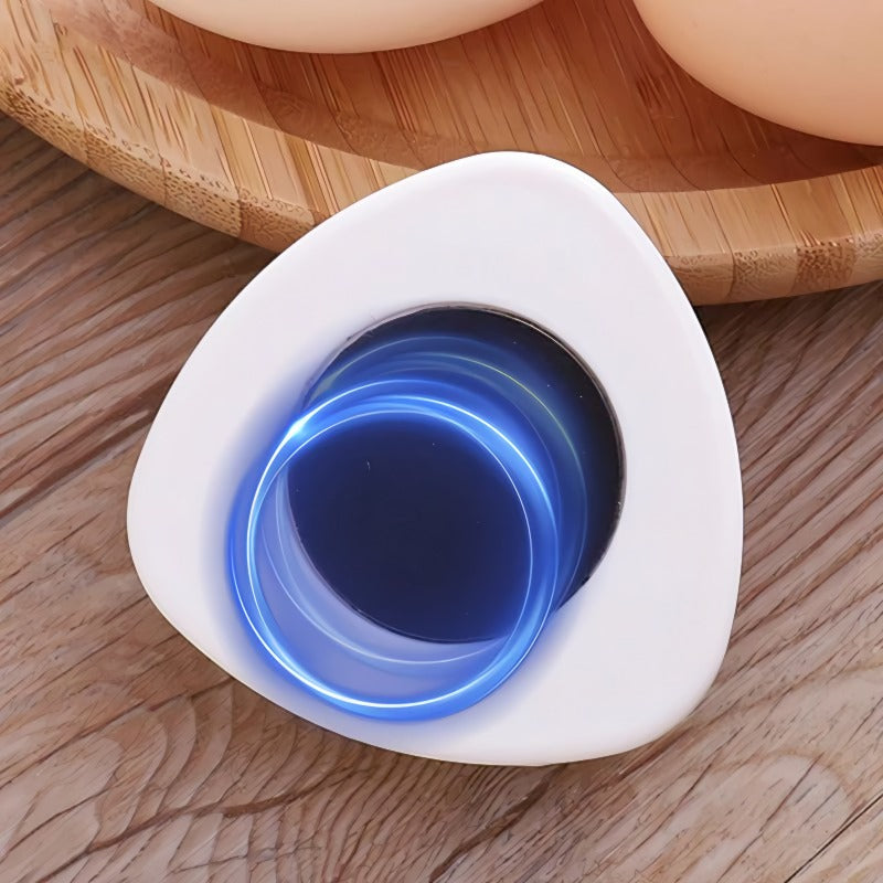 BowLift | Egg perforator with safety lock