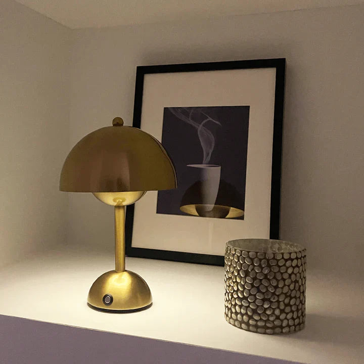 BowLift | Modern table lamp