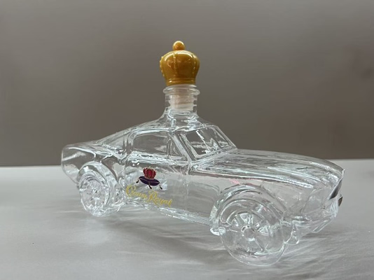 BowLift | Mustang Car Shaped Whiskey Decanter | 3D Design Glass Decanter for Spirits | Home Bar Use