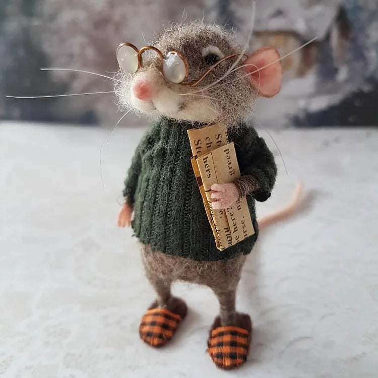 BowLift | Handmade Felted Mouse Decoration | Eco-Friendly Wool | Holiday Ornament & Gift