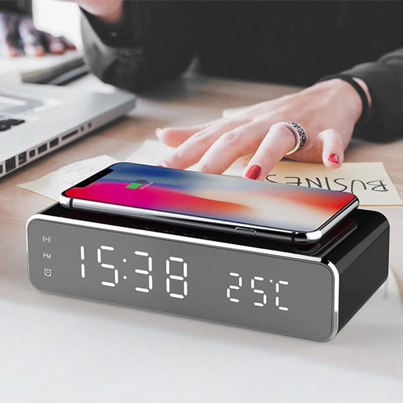 BowLift | BENNETT - LED alarm clock with wireless charger