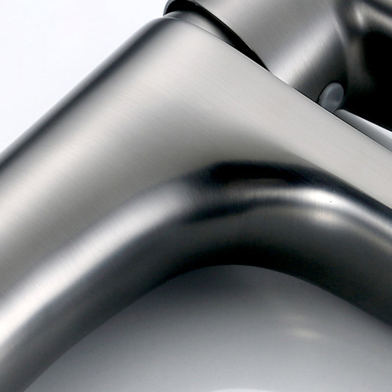 BowLift | Contemporary Centerset Faucet Single Handle Faucet for Bathroom