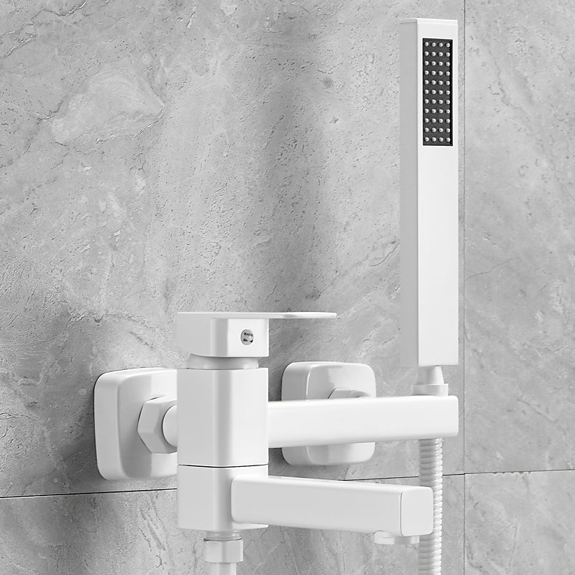 BowLift | Wall-mounted metal bathtub faucet low arc swivel bathroom faucet