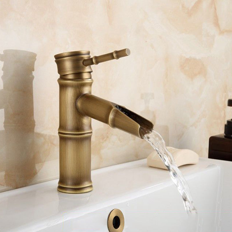 BowLift | Farmhouse Brass Bathroom Faucet With Lever Handle Single Hole Sink Faucet