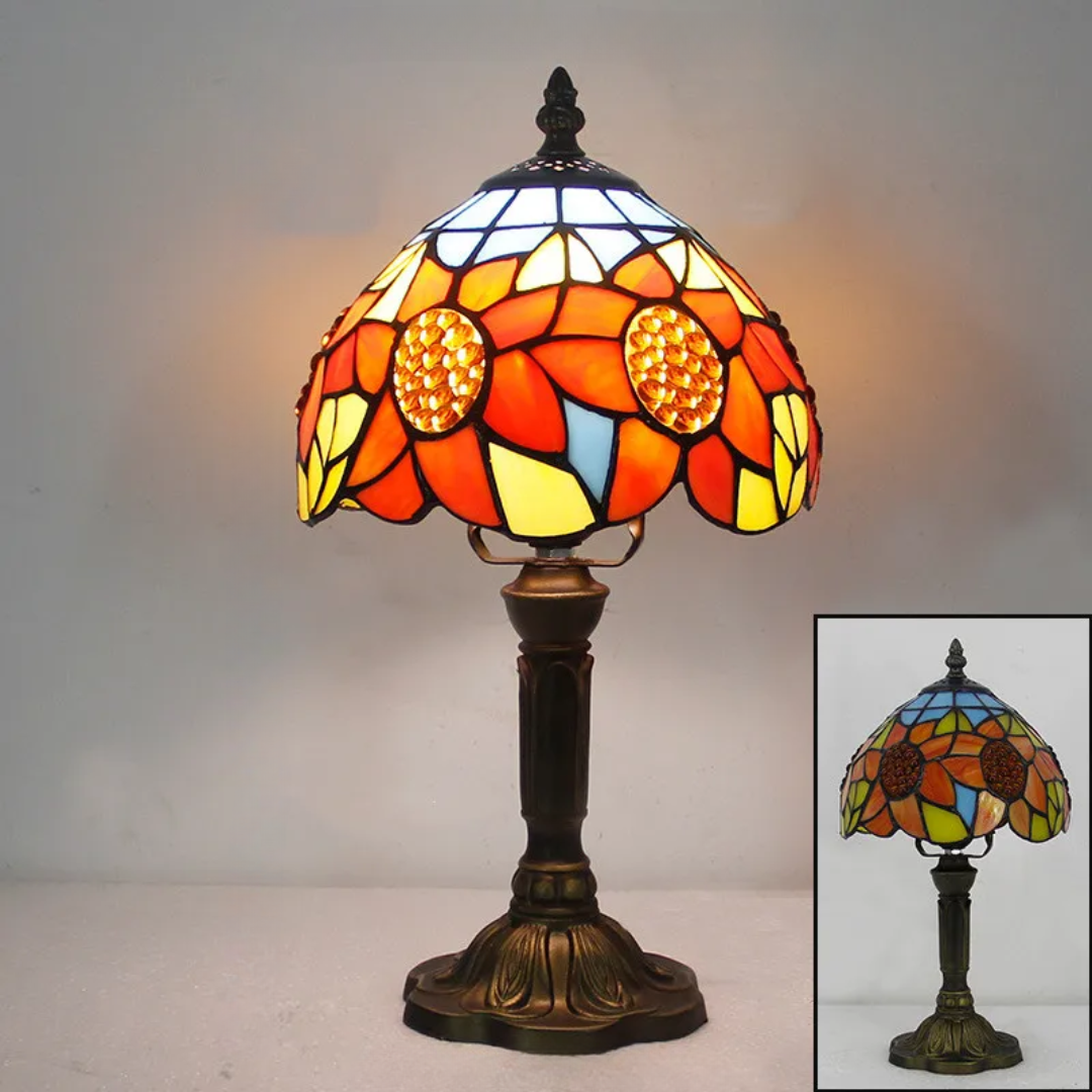 BowLift | Tiffany Table Lamp