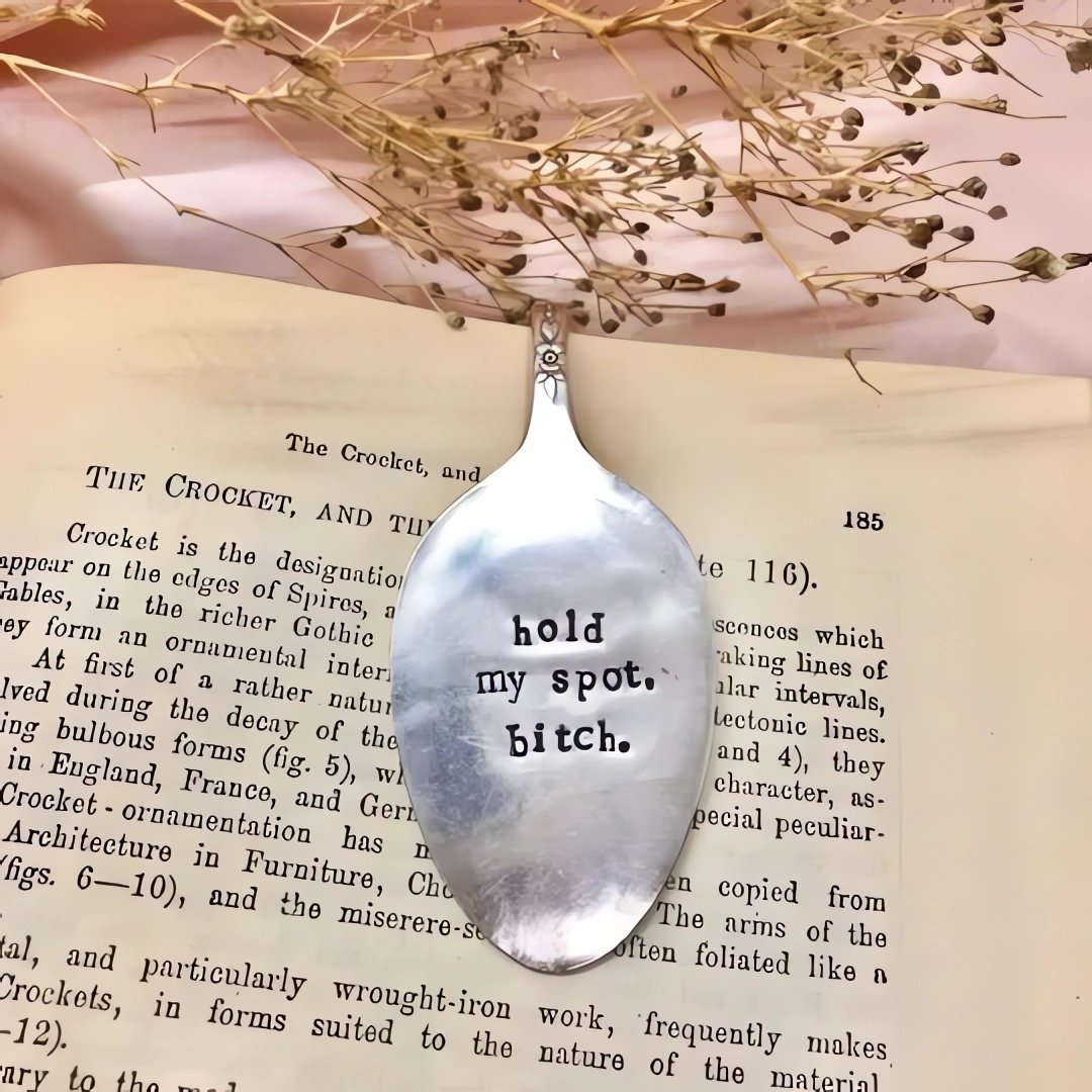 BowLift | Funny Spoon Bookmark -the perfect gift for a bookworm