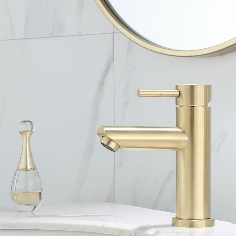 BowLift | Deck Mounted Roman Tub Faucet Low Arc Tub Faucet Set in Gold
