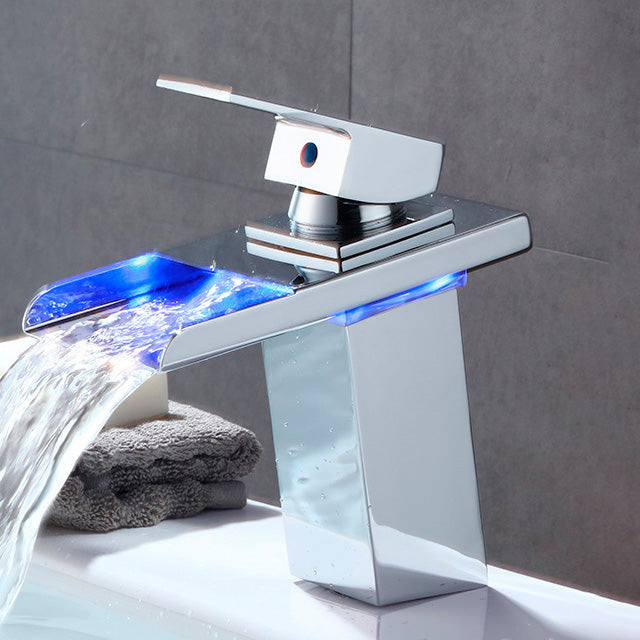 BowLift | Basin faucet lever handle waterfall outlet bathroom fixture