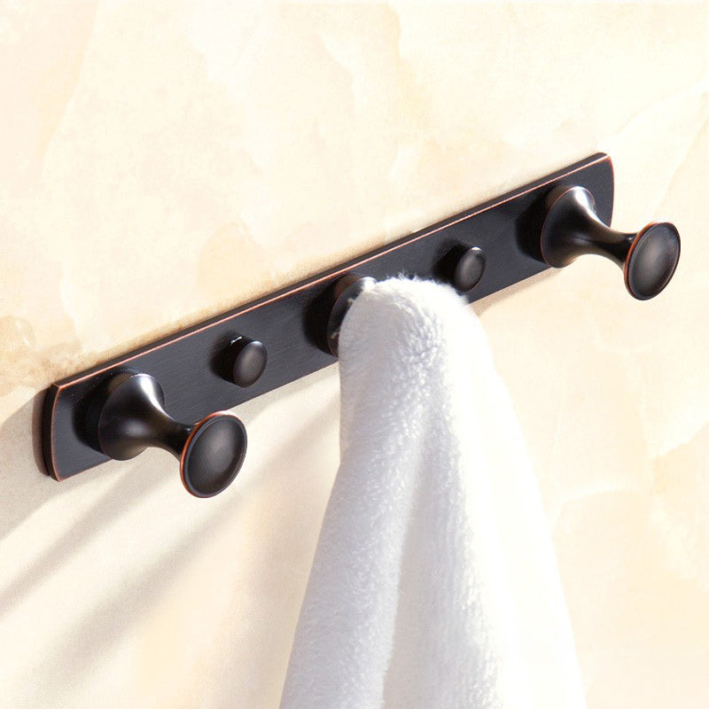 BowLift | 5-piece traditional bathroom accessory set brushed brass bathrobe hooks