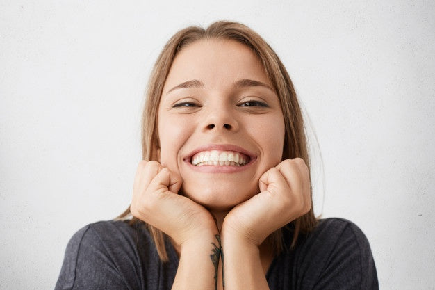BowLift | 100% Adjustable Whitening Fake Invisible Holeless Braces