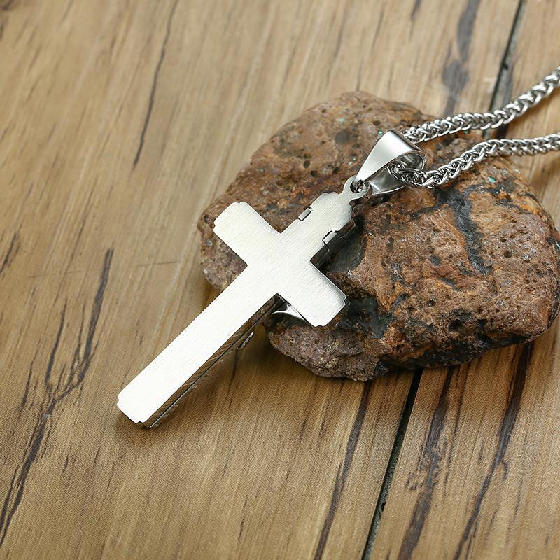 BowLift | Jesus Cross Necklace
