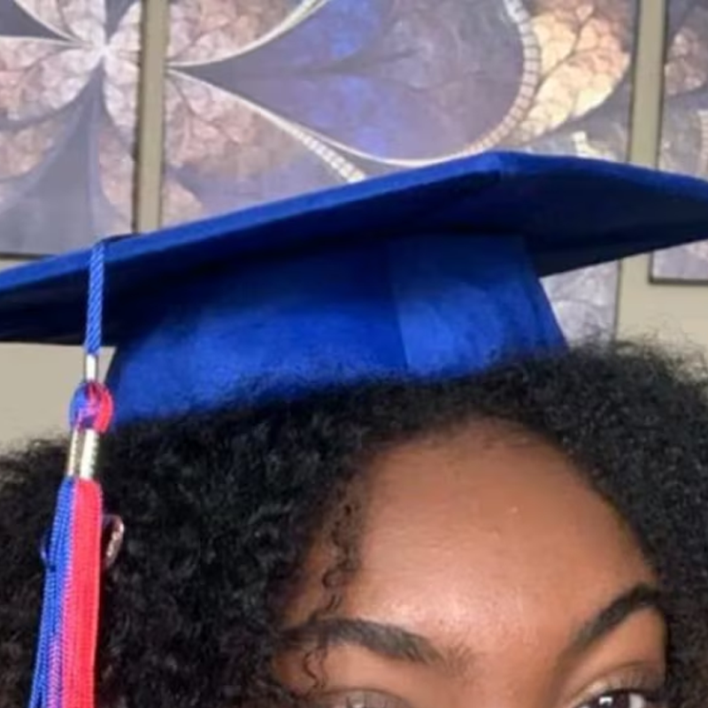 BowLift | Graduation Cap Holder