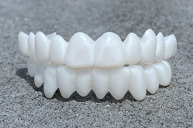BowLift | 100% Adjustable Whitening Fake Invisible Holeless Braces