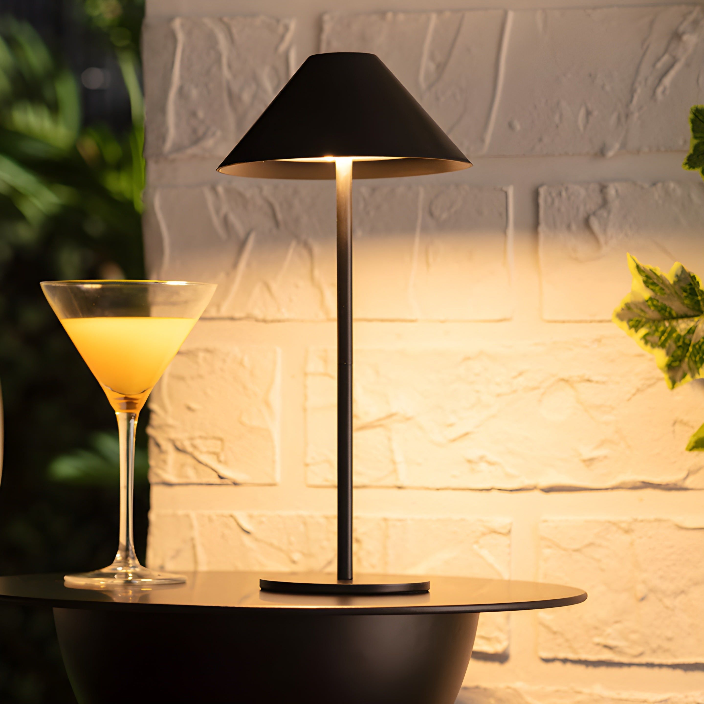 BowLift | Minimalistic dimmable Touch table lamp - waterproof and rechargeable light Color