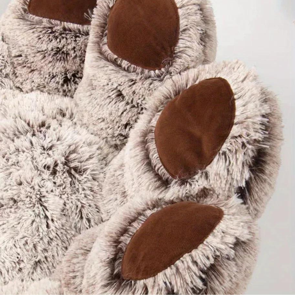 PawCuddle • Plush Paw-Shaped Dog Bed