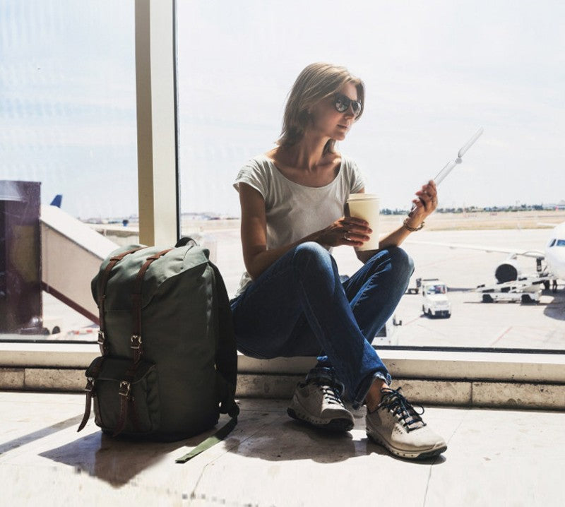 BowLift | Hand-held Portable Foldable and Rechargeable LED UV Disinfection Lamp, with Long Battery Life, 99.99% Sterilization Rate and One-click Operation, for Home, Office, Car and Trip