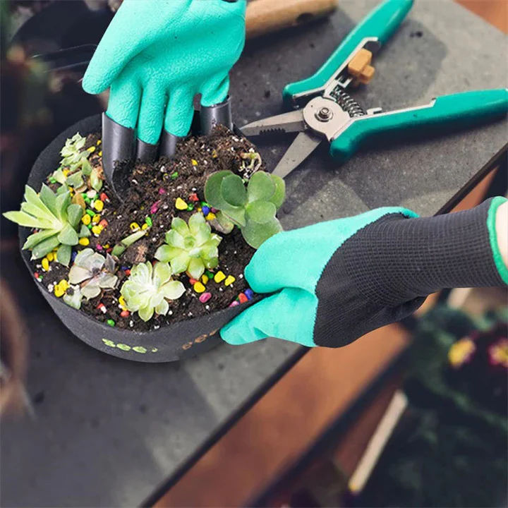 BowLift | Genius gardening gloves with claws