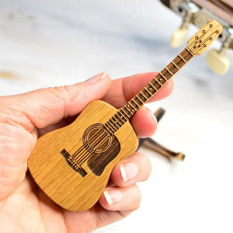 BowLift | Acoustic Guitar Wooden Pick Box