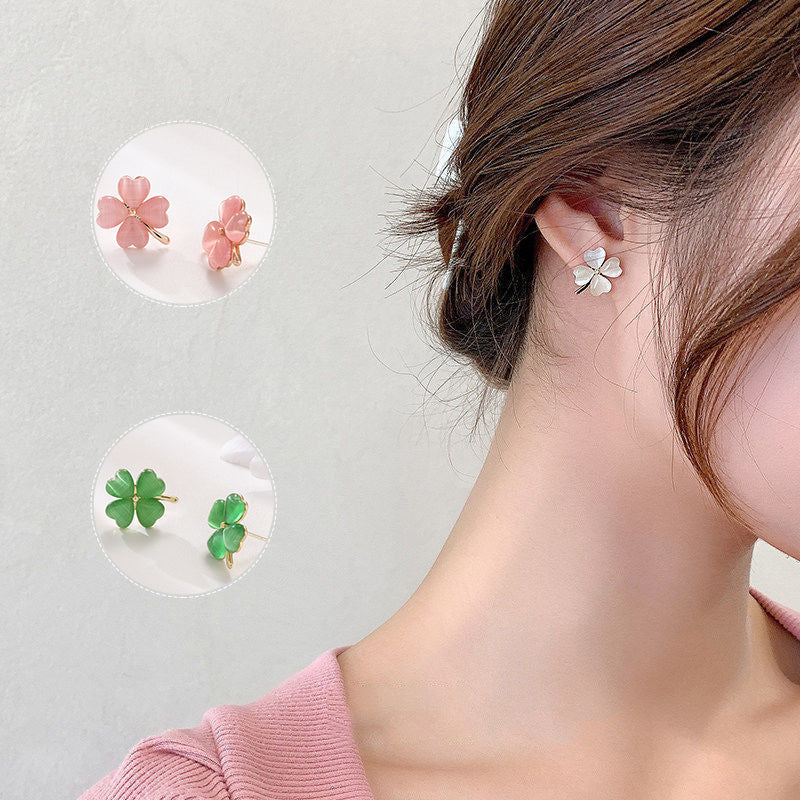 BowLift | Heart-shaped Opal Lucky Four Leaf Clover Earrings
