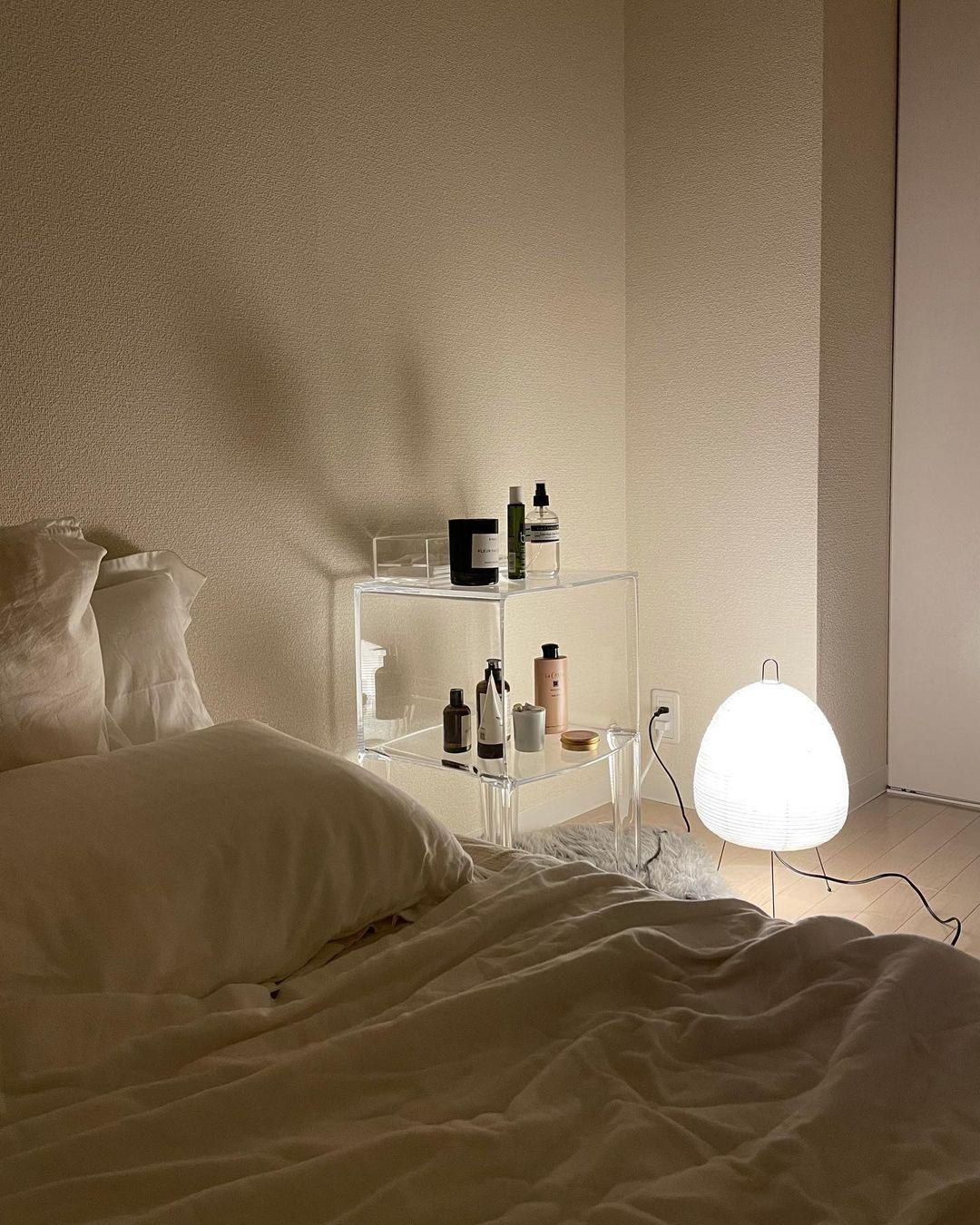 BowLift | Paper table lamp